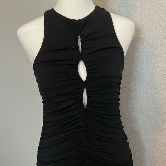 Abercrombie Bodycon Ruched Keyhole Black Dress Size Small - Picture 2 of 8